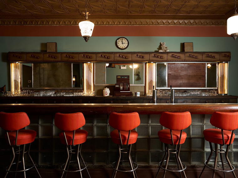 Belmont Tavern, Chicago, United States