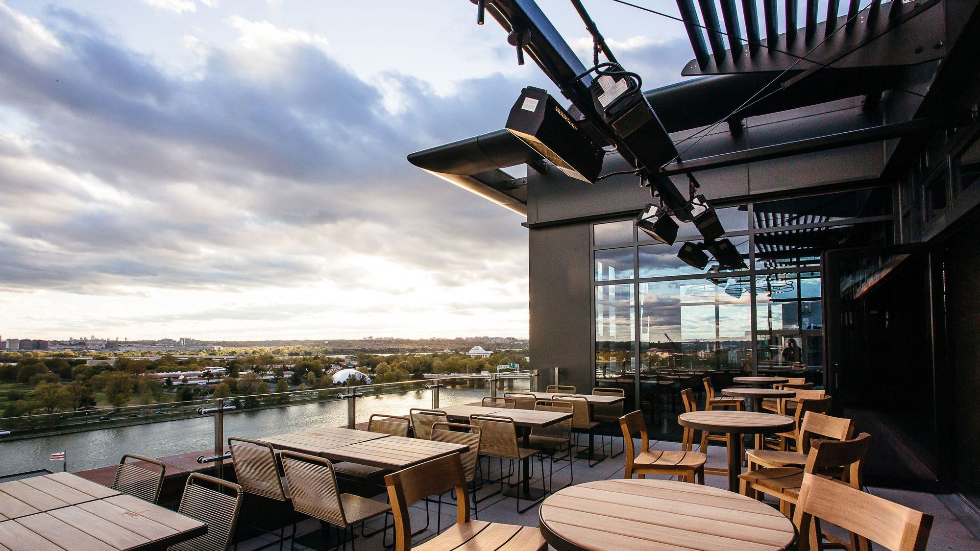 12 Stories, Bar in Washington DC