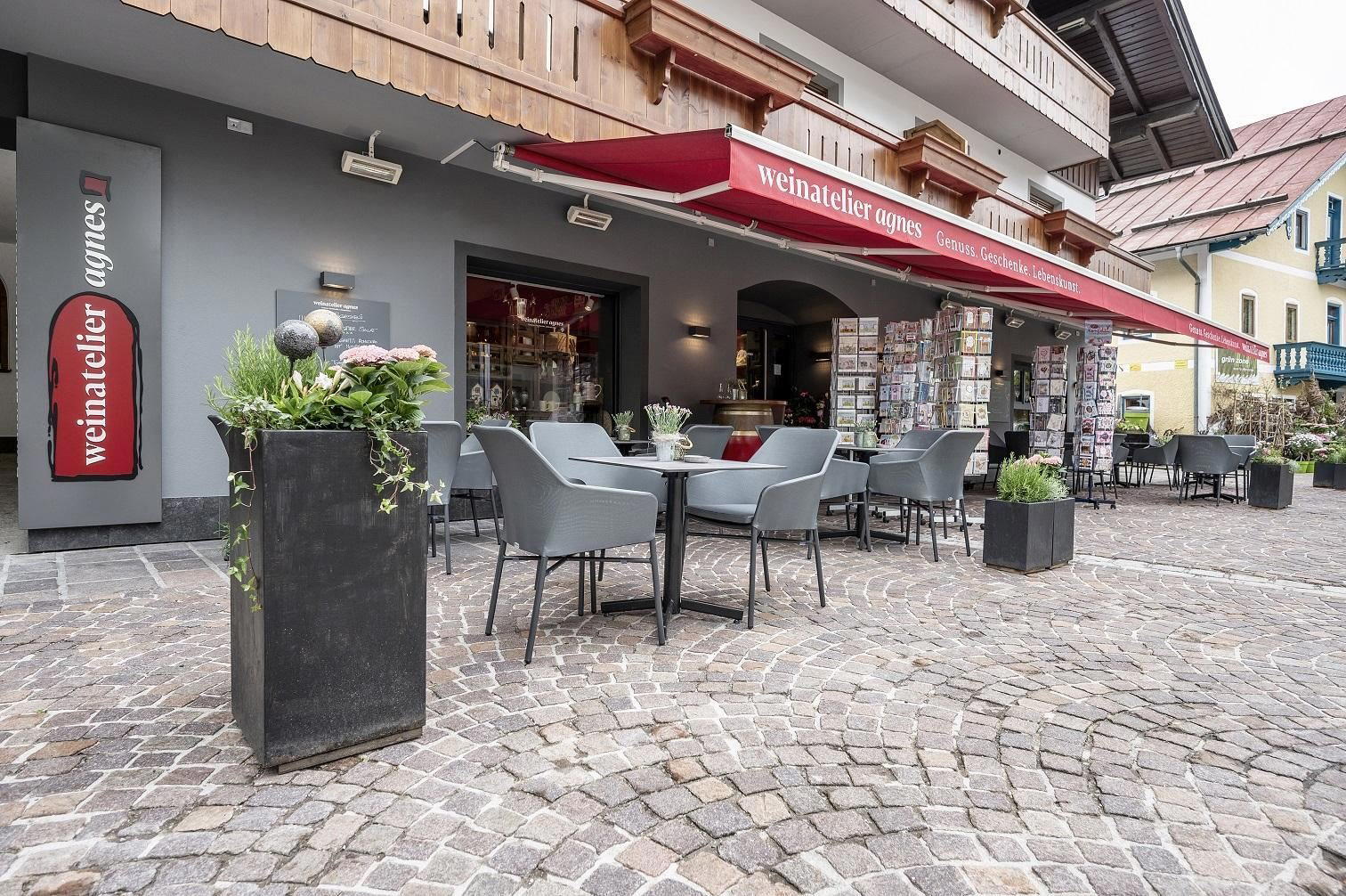Weinatelier Agnes bar in Soll
