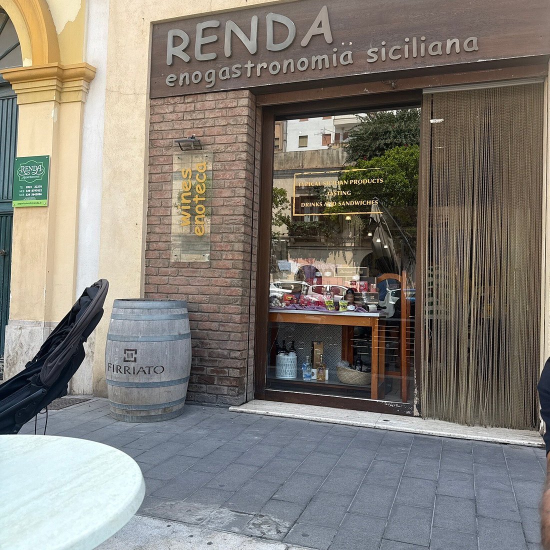 Renda, Enoteca - Salumeria