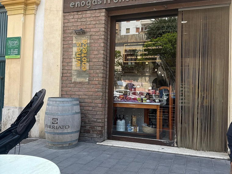 Renda, Enoteca - Salumeria, Trapani, Italy