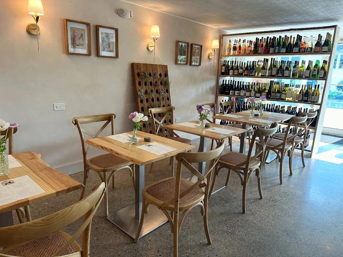 Lady of the Vine bar in Ogunquit