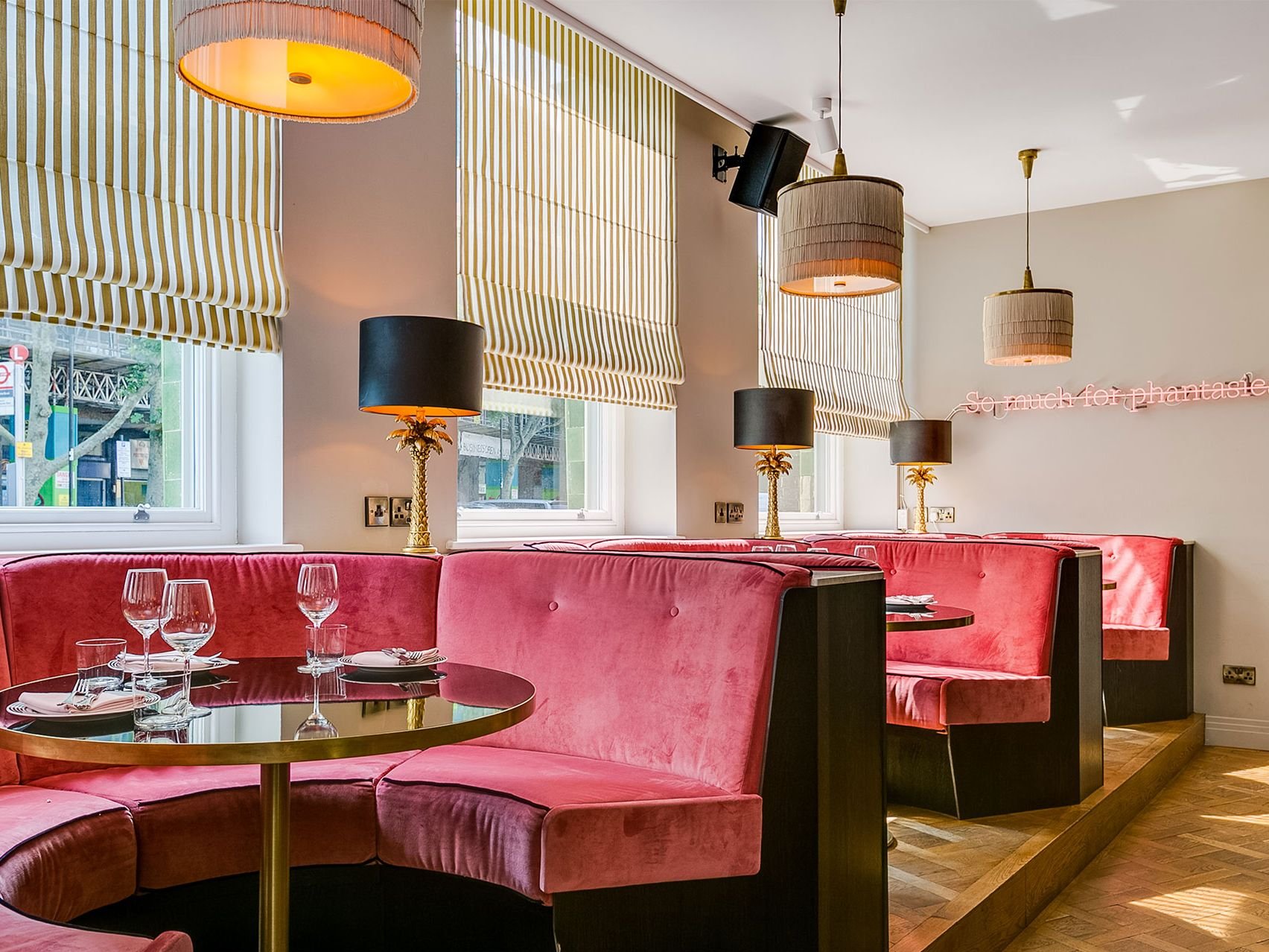 LAYLOW, Bar in London