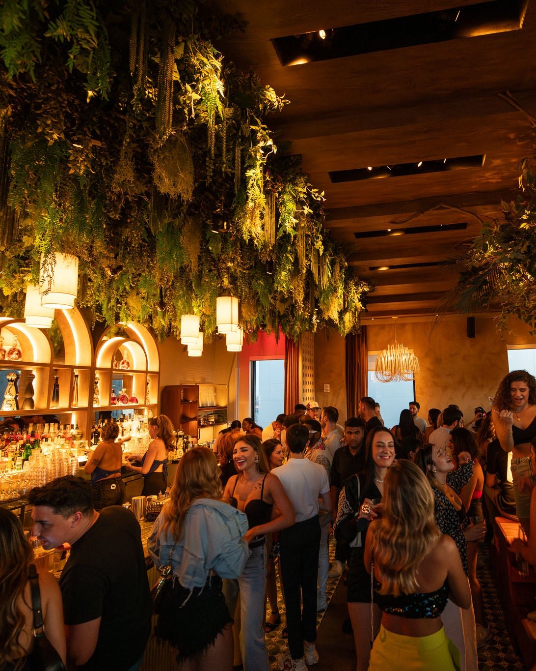 Golden Hour, Bar in New York City