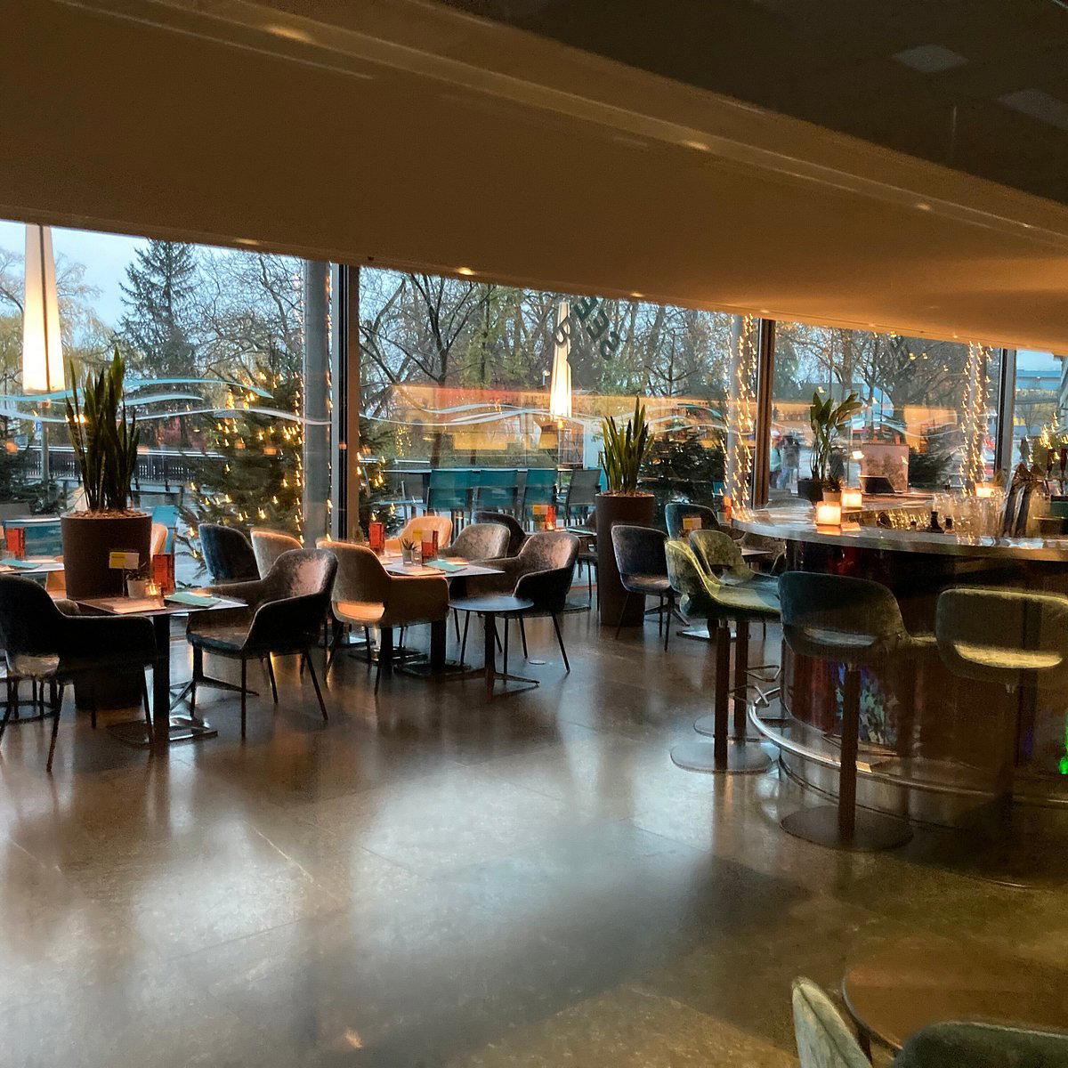 Seebar bar in Lucerne