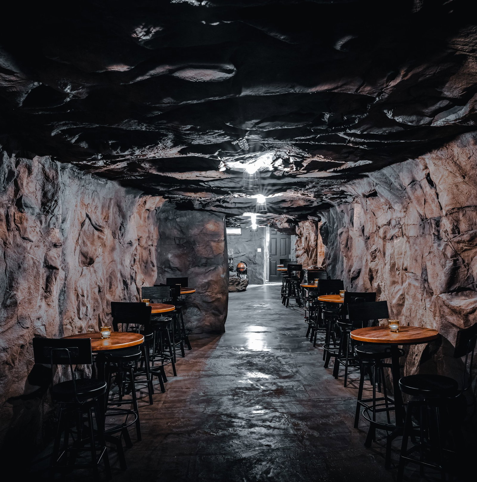 Wanderlust Wine Co. - Speakeasy Wine Cave, Austin, United States
