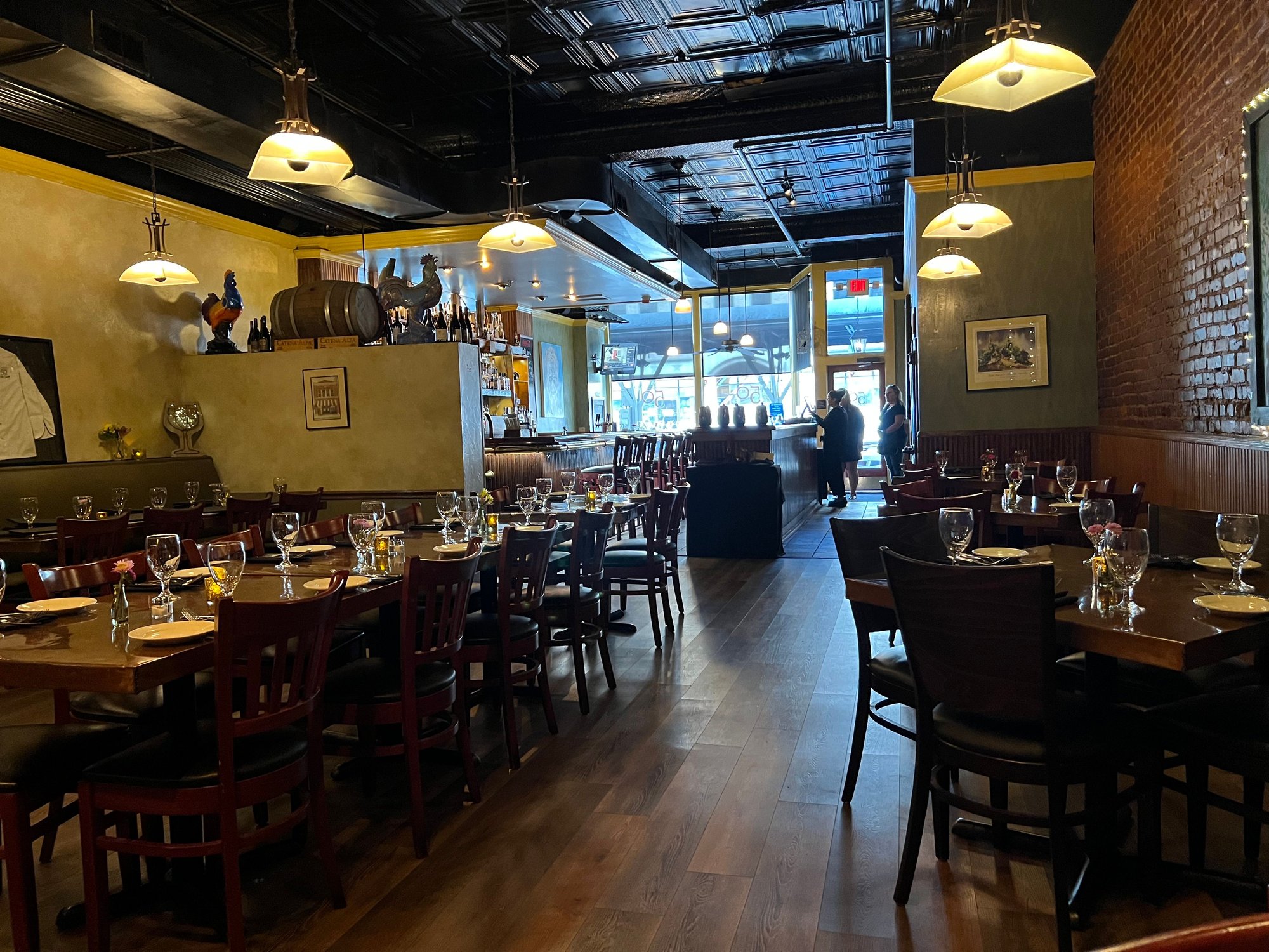 Table 50, Roanoke, United States