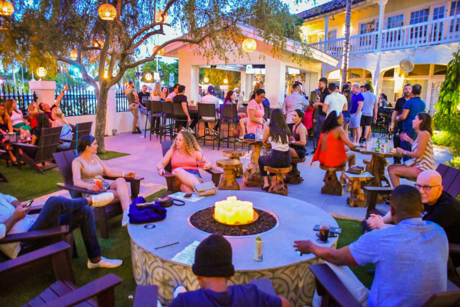 Patio Bar & Pizza bar in Fort Lauderdale, United States