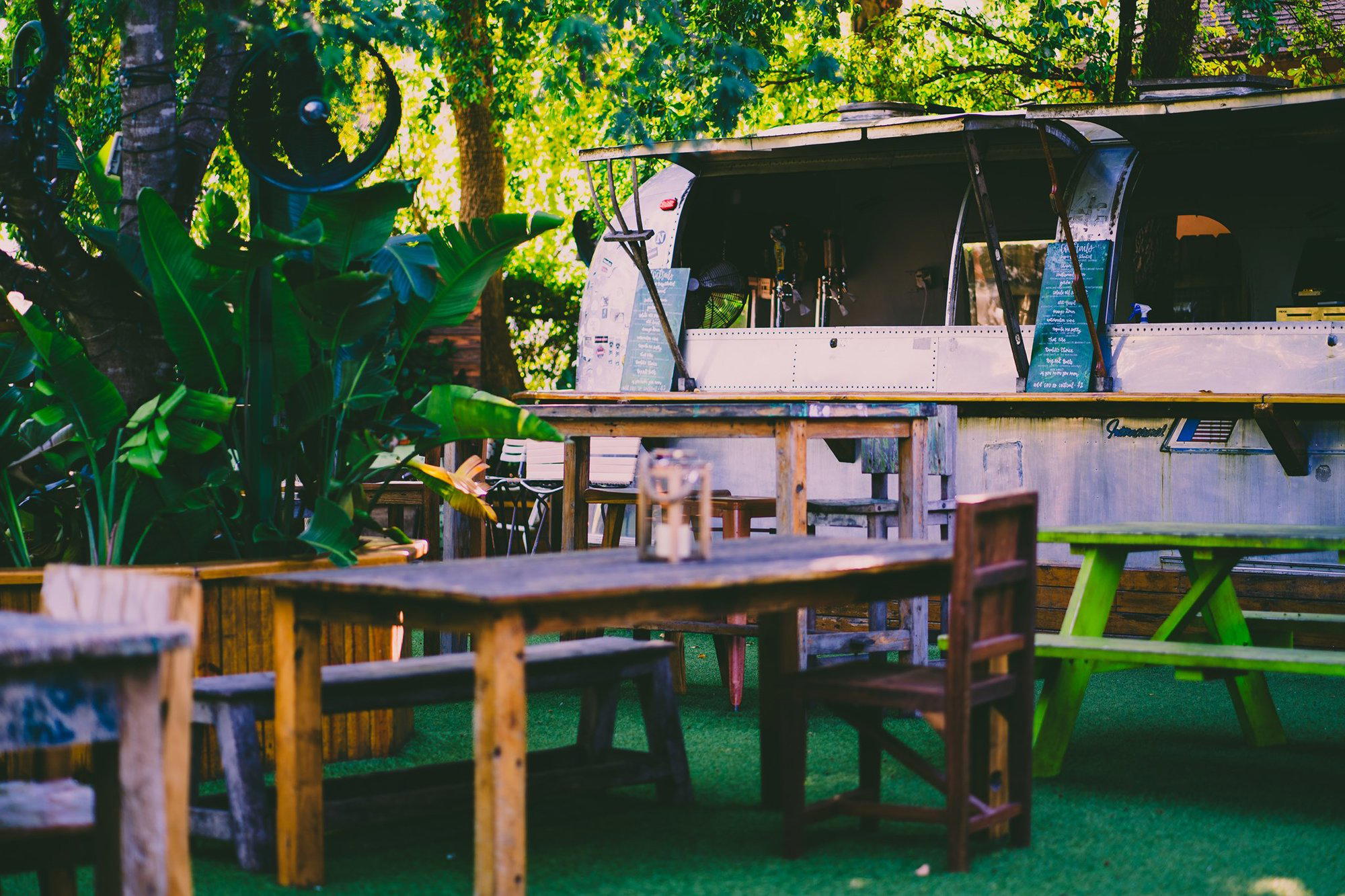 Rhythm & Vine bar in Fort Lauderdale, United States