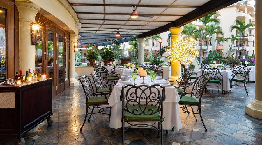 La Casona Bar bar in Los Cabos