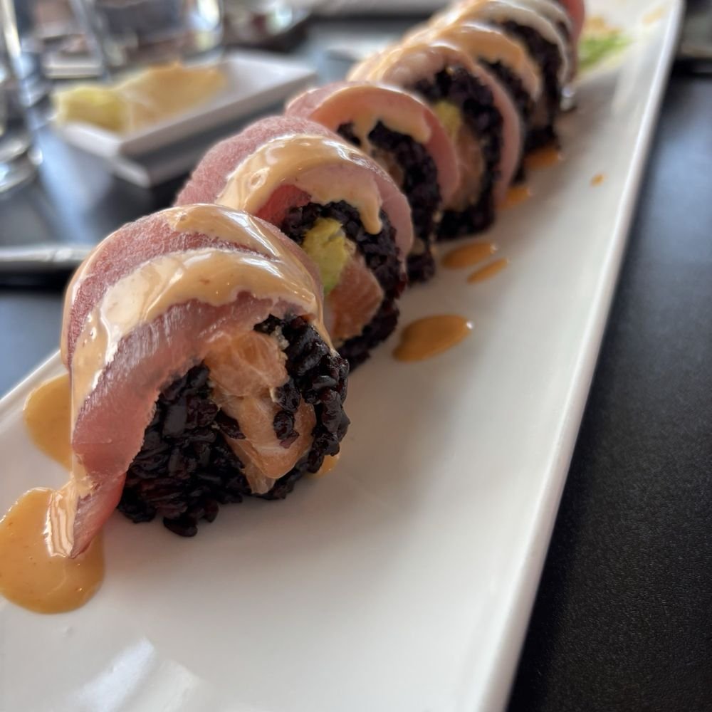 Hamachi Sushi Bar, Chicago, United States