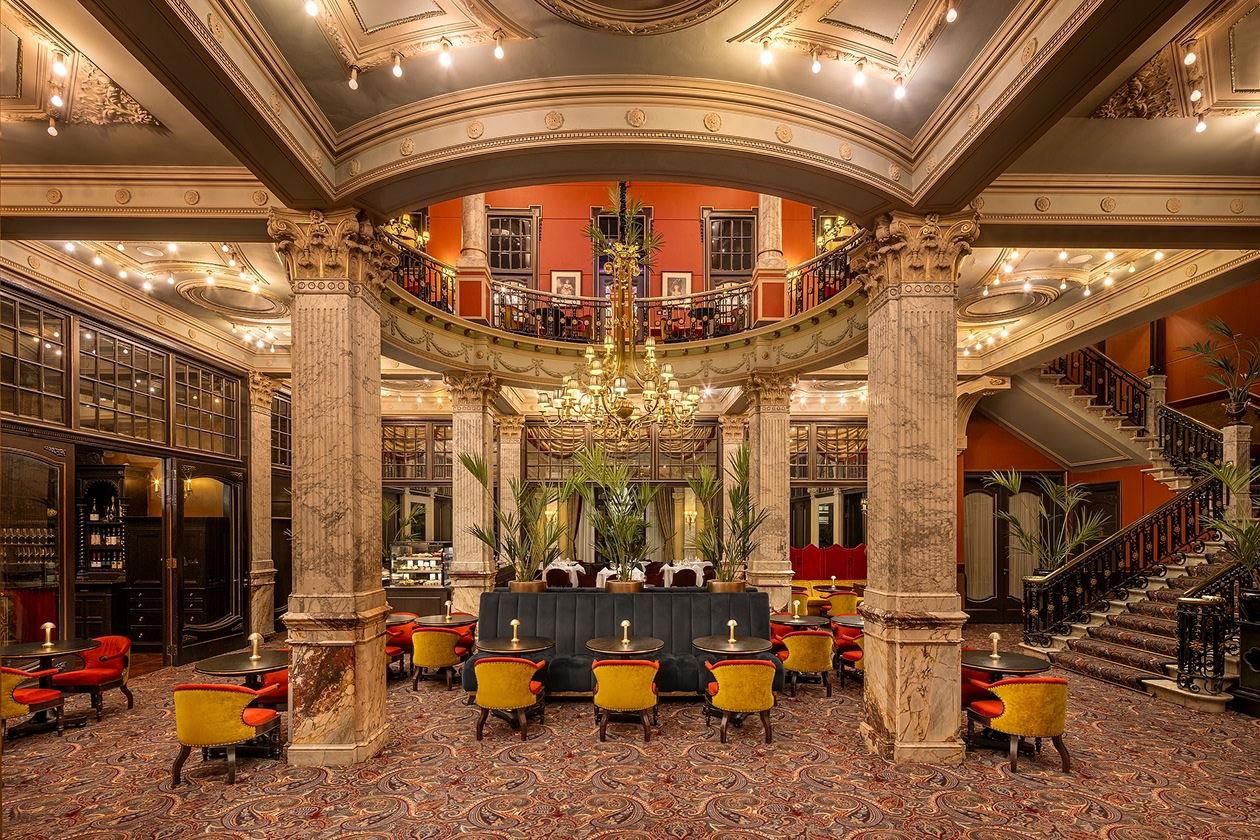 Des Indes Lounge bar in The Hague