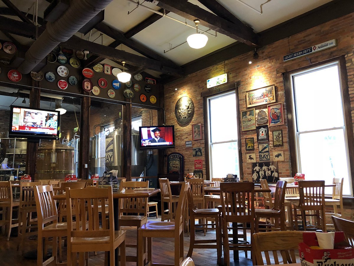 Maumee Bay Brew Pub, Toledo, United States