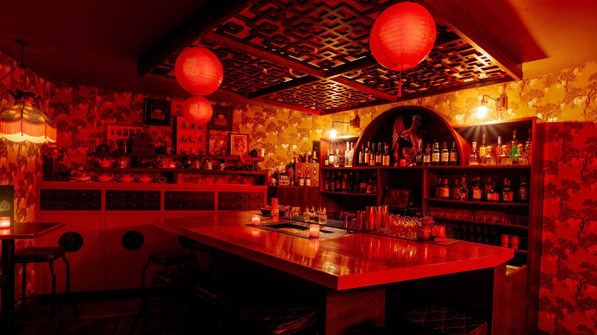 Opium Cocktails & Dim Sum Parlour, Bar in London