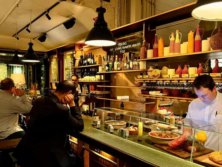 Bar Topa, Sydney, Australia