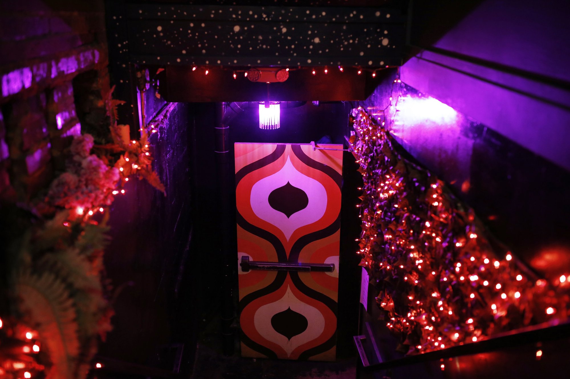 Neptunes Parlour bar in Raleigh, United States