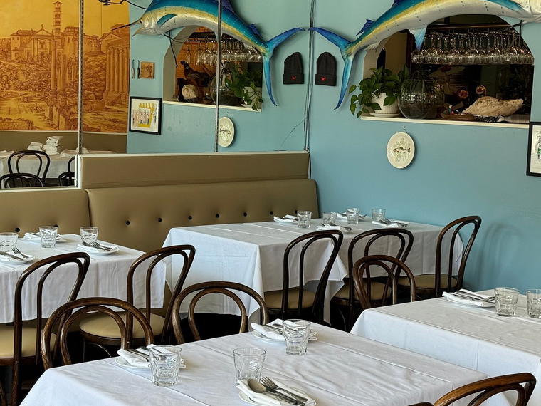 Betty Lou's Seafood & Grill, San Francisco, United States