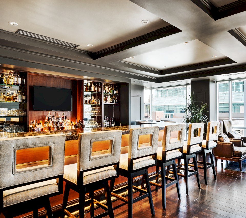 THE TENNESSEAN Hotel bar in Knoxville