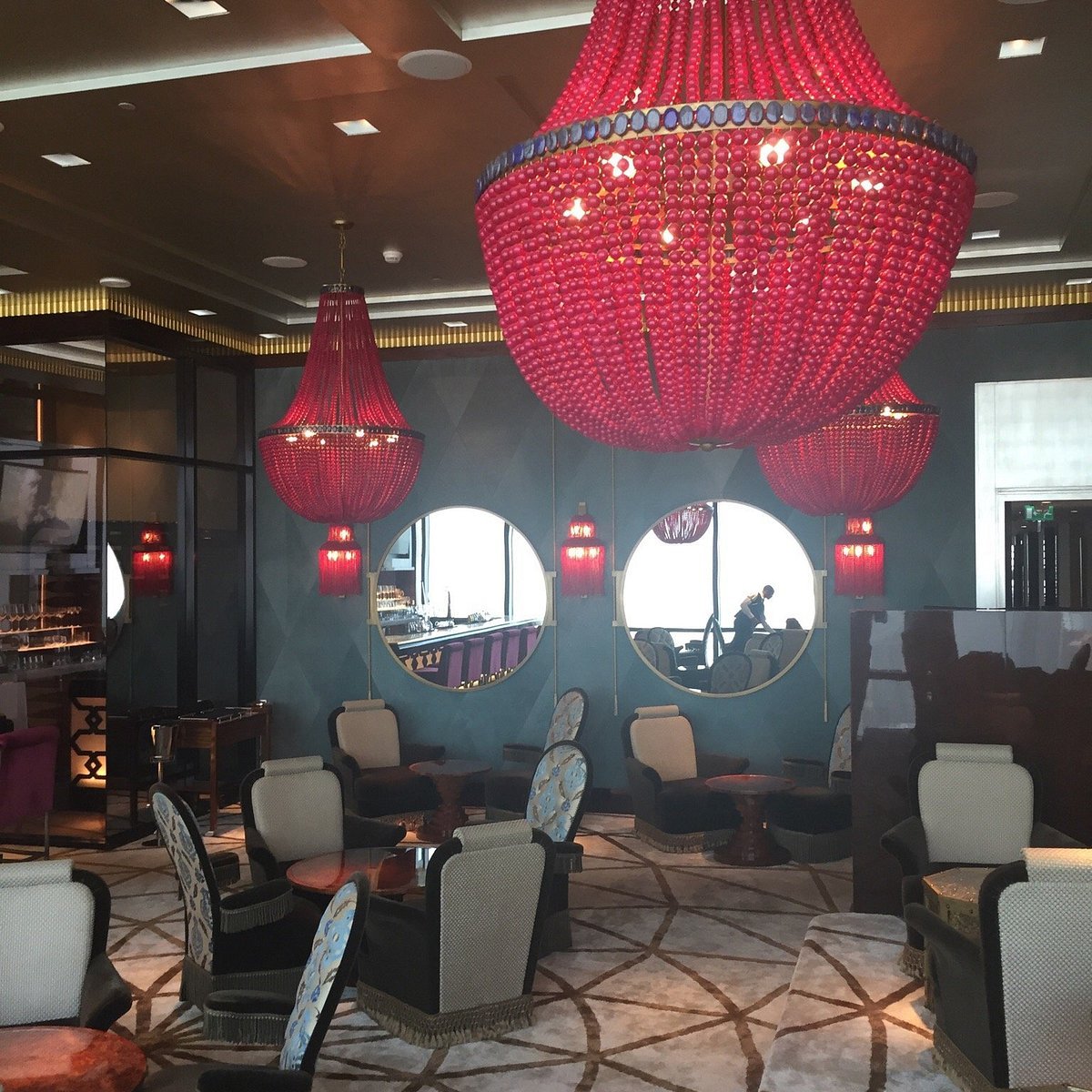 Blue Moon Lounge | Wolfgang Puck