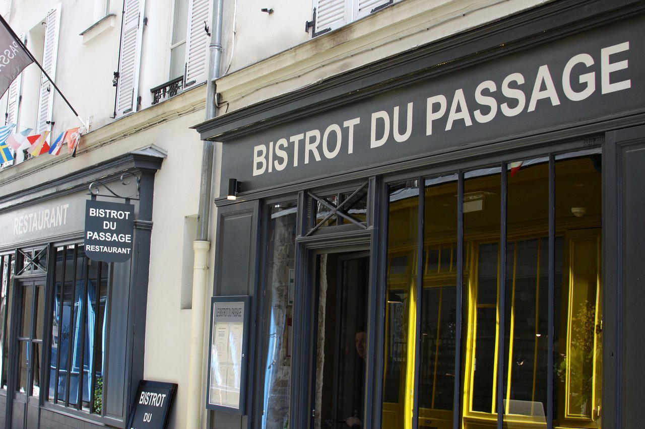 Bistrot du Passage bar in Paris, France
