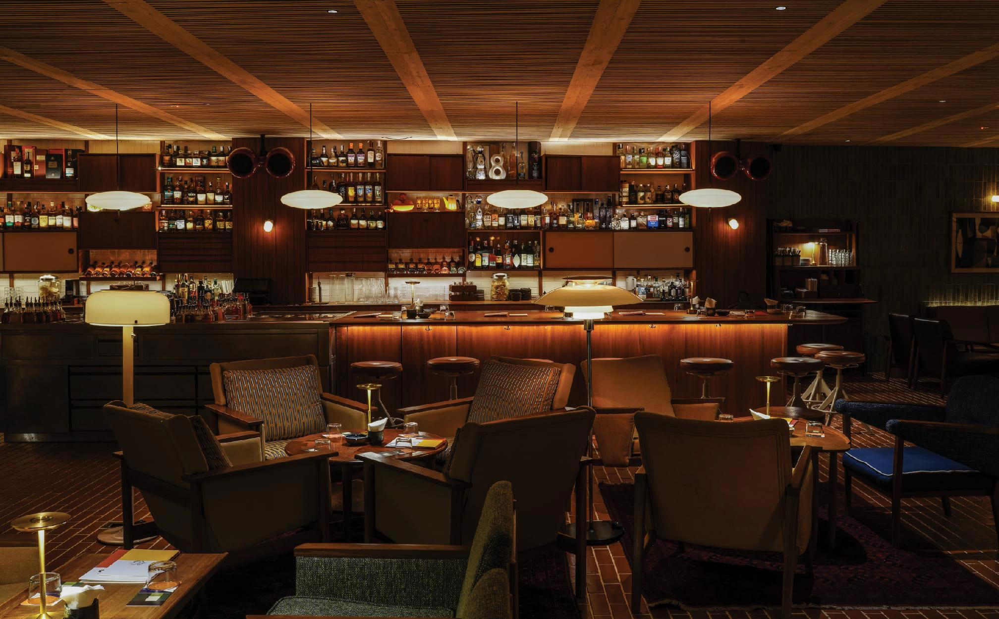 Modernhaus bar in Jakarta