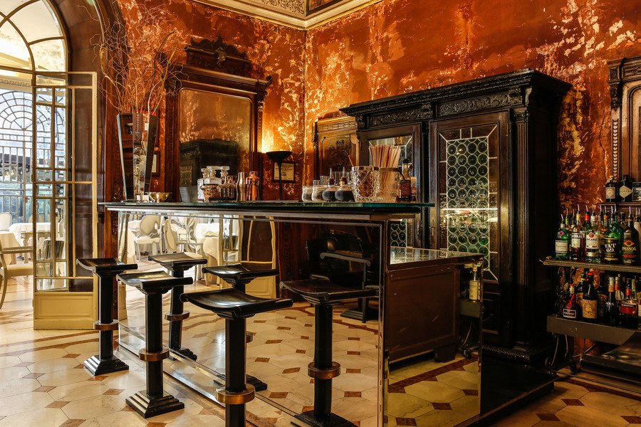 Bar at Villa Laetitia, Rome, Italy