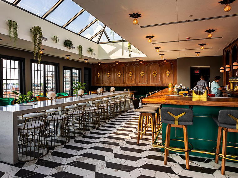 Vantage Rooftop Lounge and Conservatory, Springfield, United States