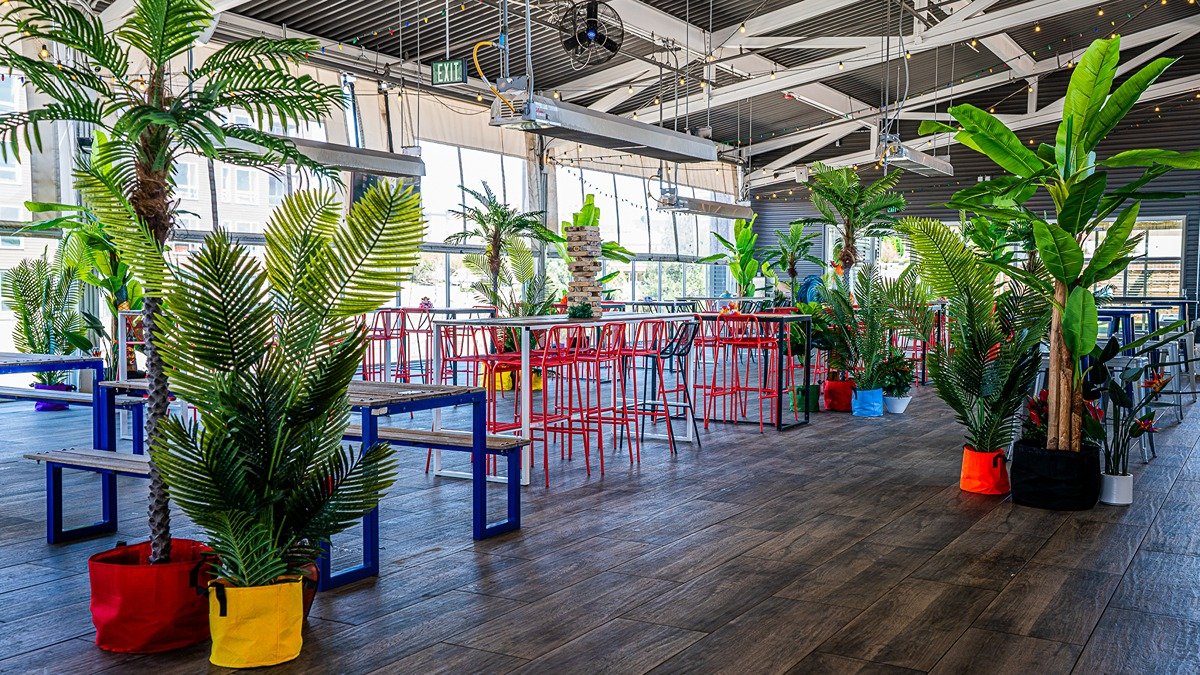 Bar Tropical