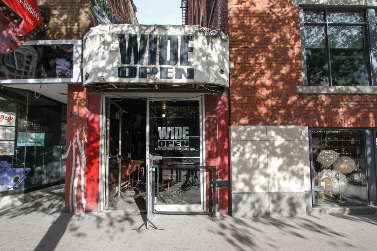 Wide Open, Bar in Toronto