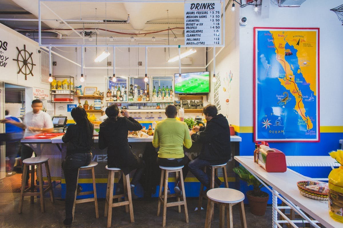 Los Mariscos, Bar in New York City