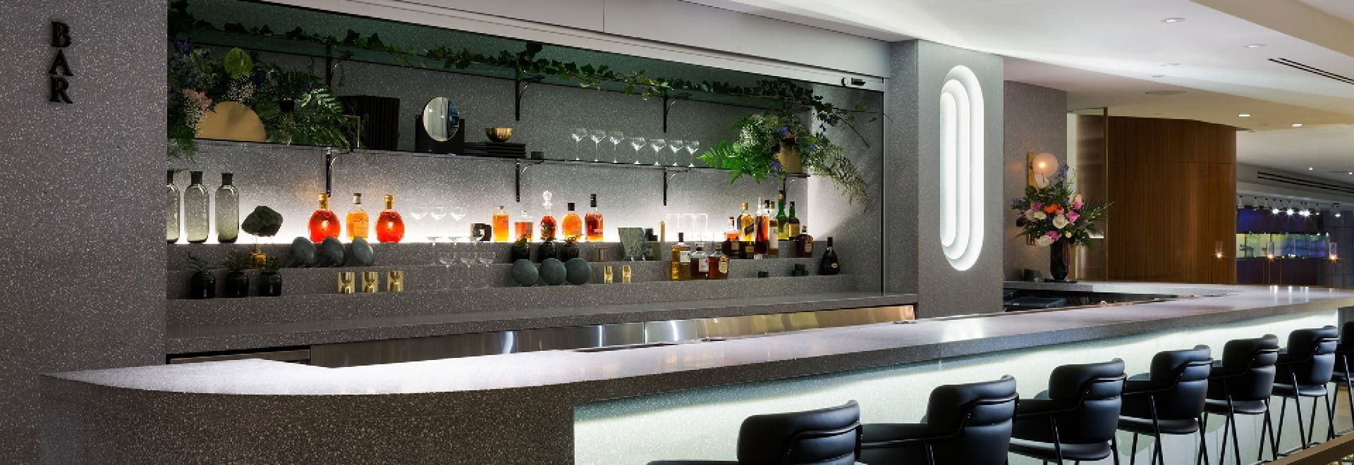 Botanist at the Fairmont Pacific Rim Hotel, Bar in Vancouver