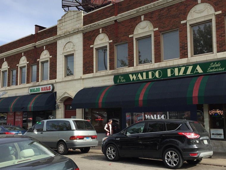 Waldo Pizza, Kansas City, United States