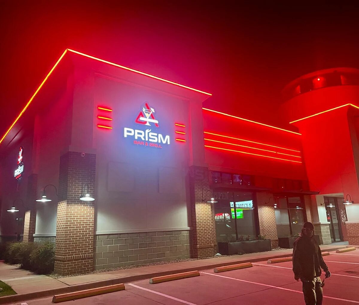 Prism Bar & Grill