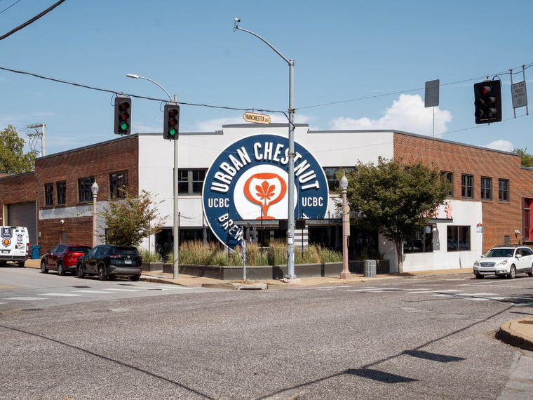 Urban Chestnut Grove Brewery and Bierhall, St Louis, United States
