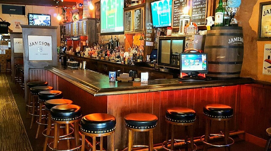 Mickey Byrne's Irish Pub & Restaurant