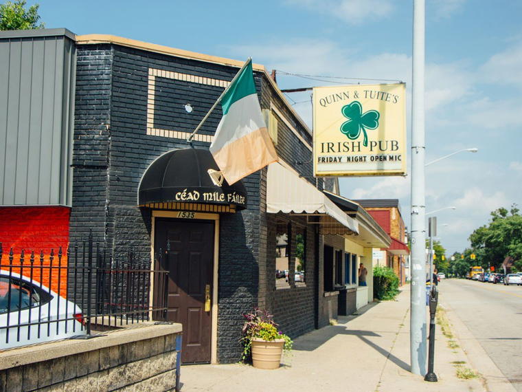 Quinn And Tuites Irish Pub, Grand Rapids, United States