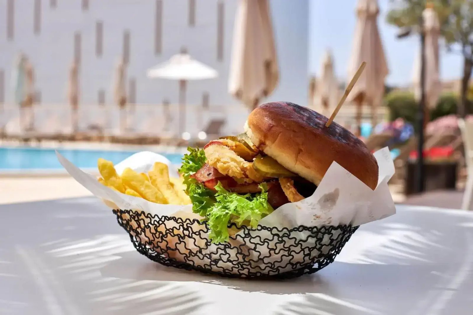 Narcis Pool Bar