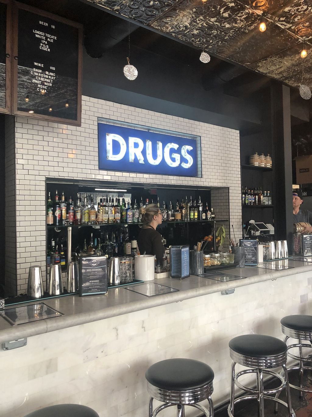The Peoples Drug, Bar in Alexandria
