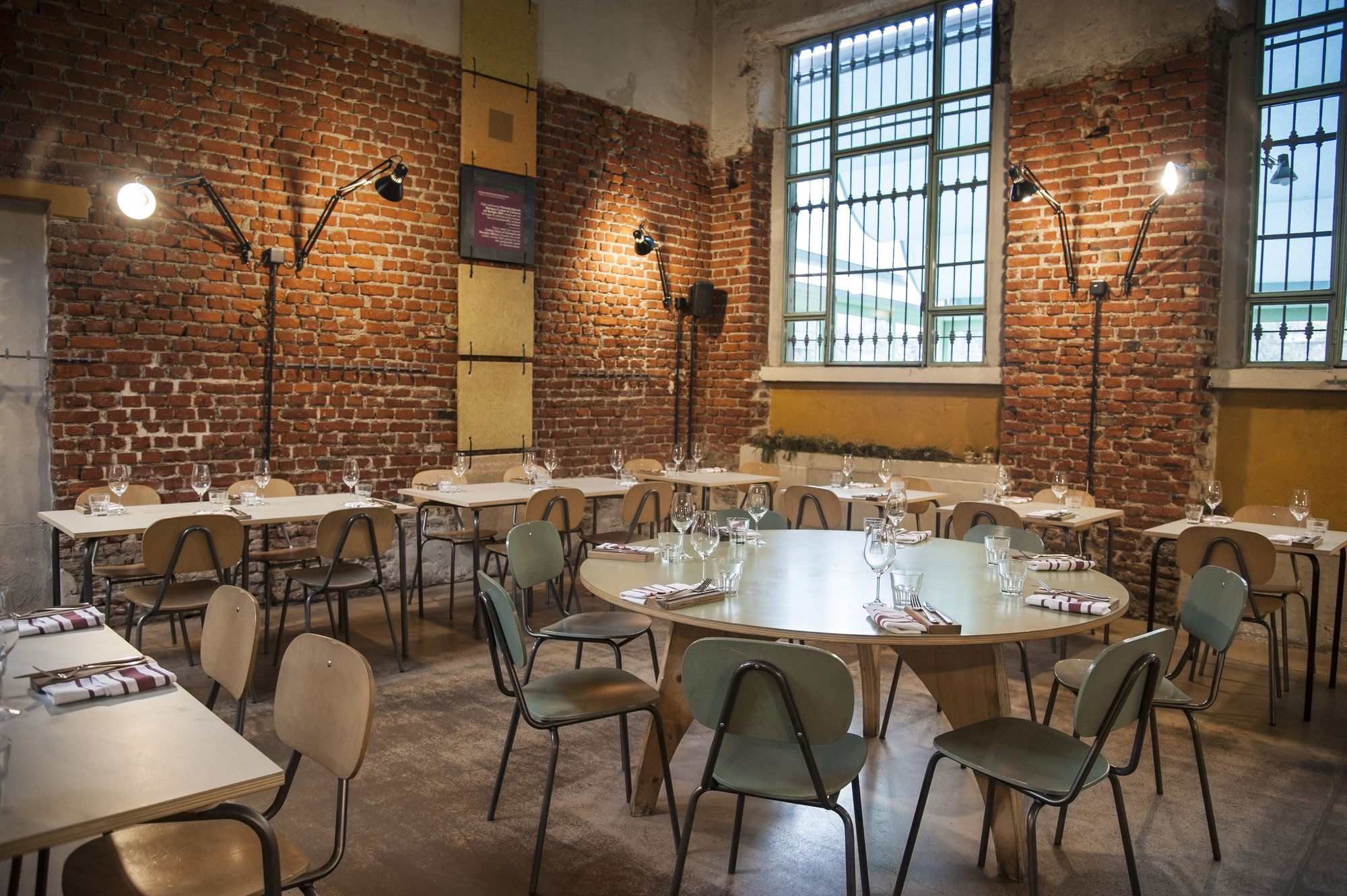 Ristorante Un Posto a Milano, Bar in Milan