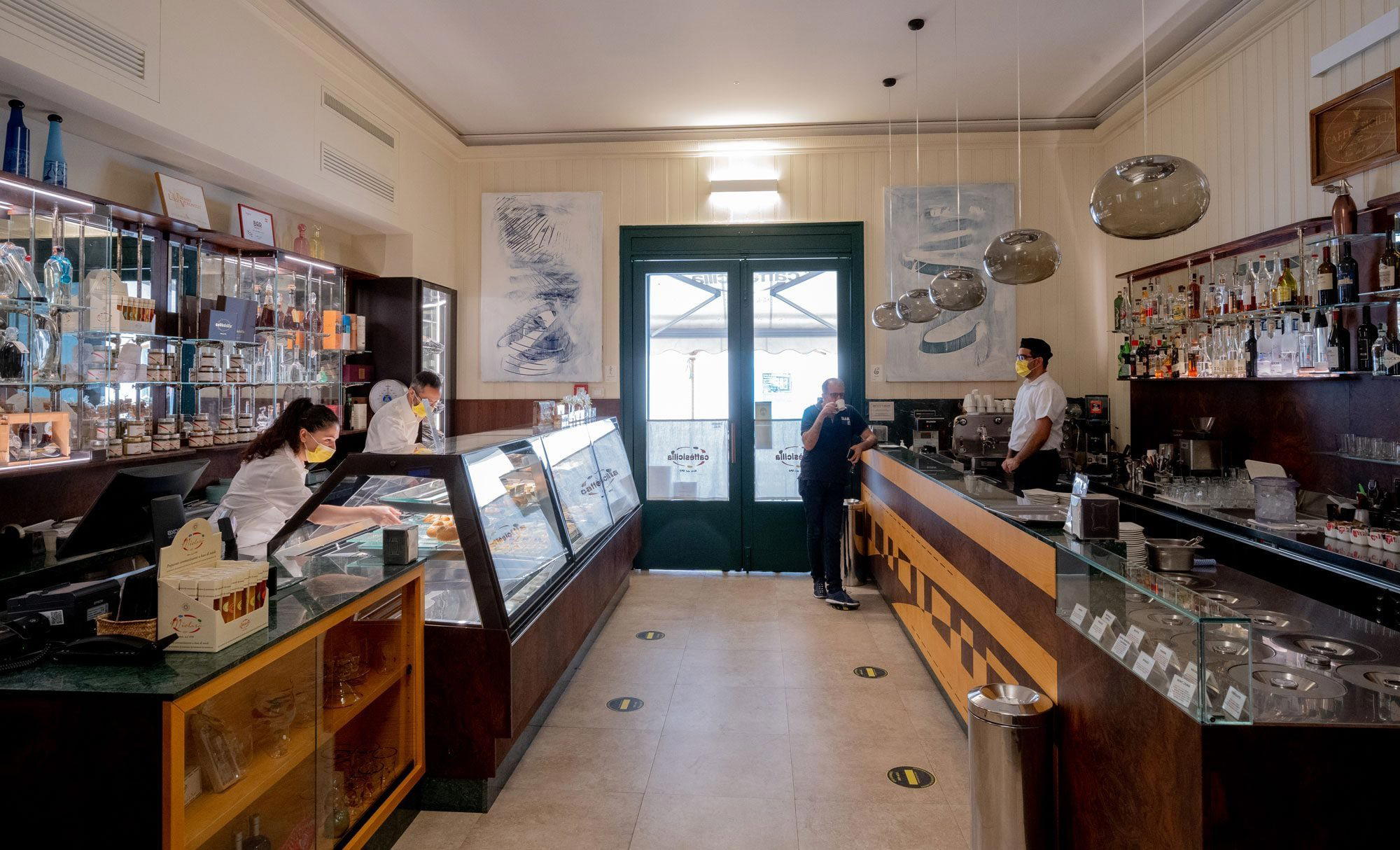 Caffe Sicilia bar in Noto