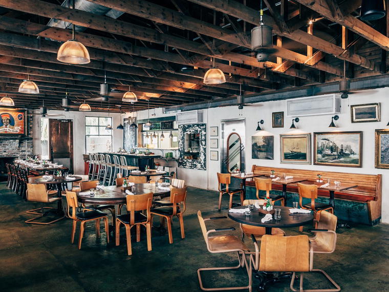 Leon's, Charleston, United States
