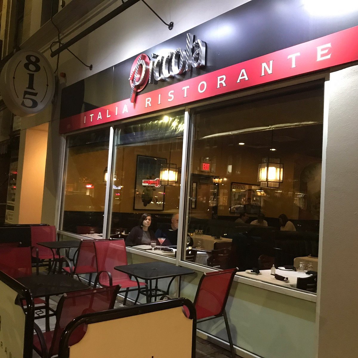 Piccola Italia Ristorante bar, Manchester, United States
