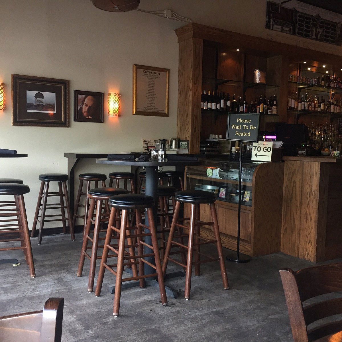 The Heights, Bar in Dallas