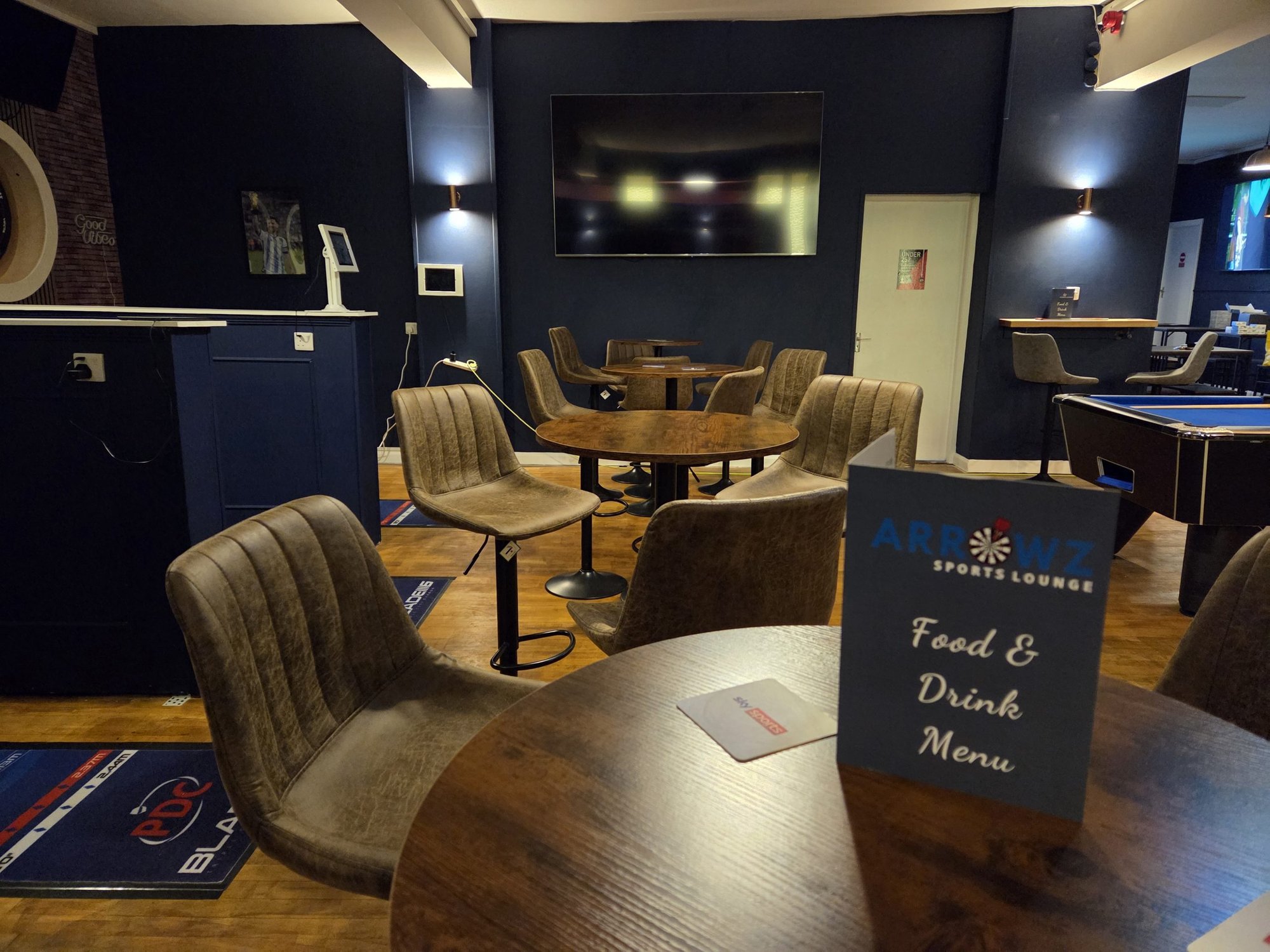 Arrowz Sports Lounge, Broxburn, United Kingdom