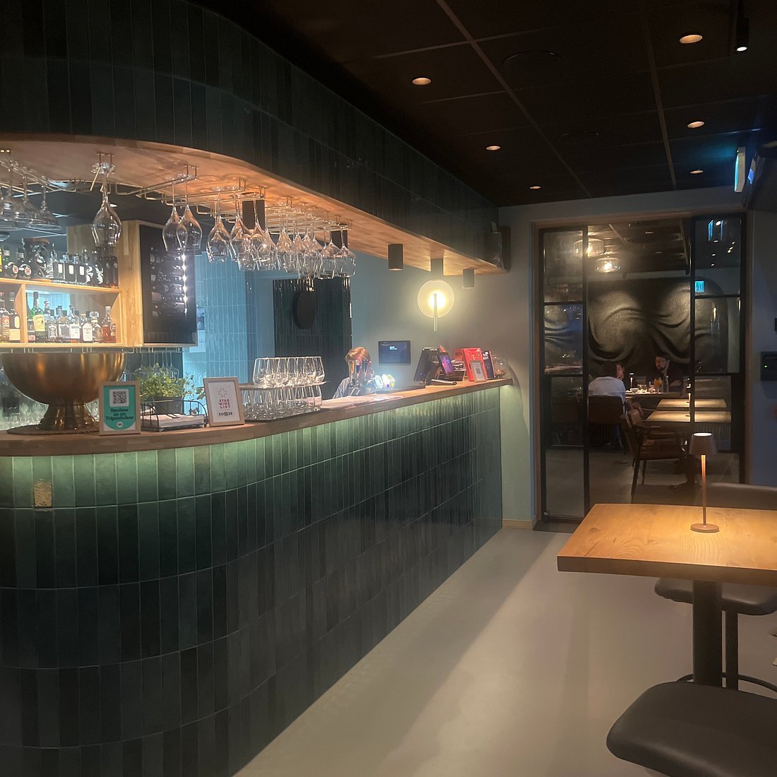 Kork Vinbar & Scene, Rørvik, Norway