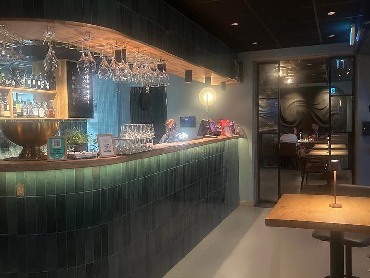 Kork Vinbar & Scene, Rørvik, Norway