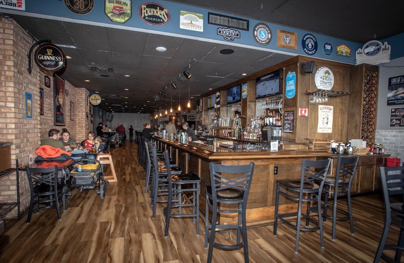 Brick and Porter bar in Grand Rapids, United States