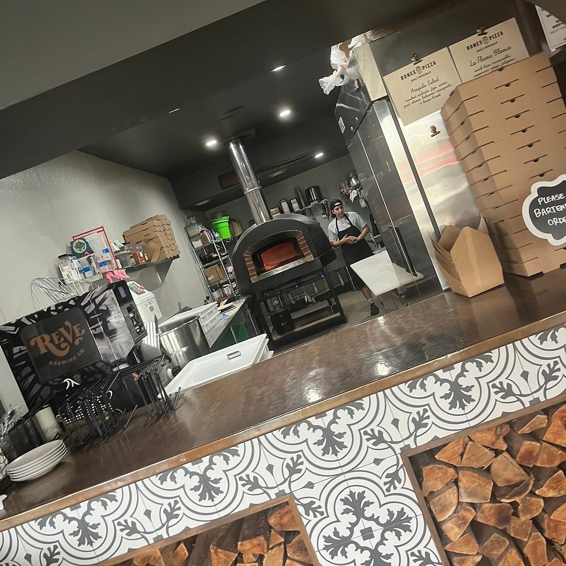 Reve Brewing & Bones Pizza