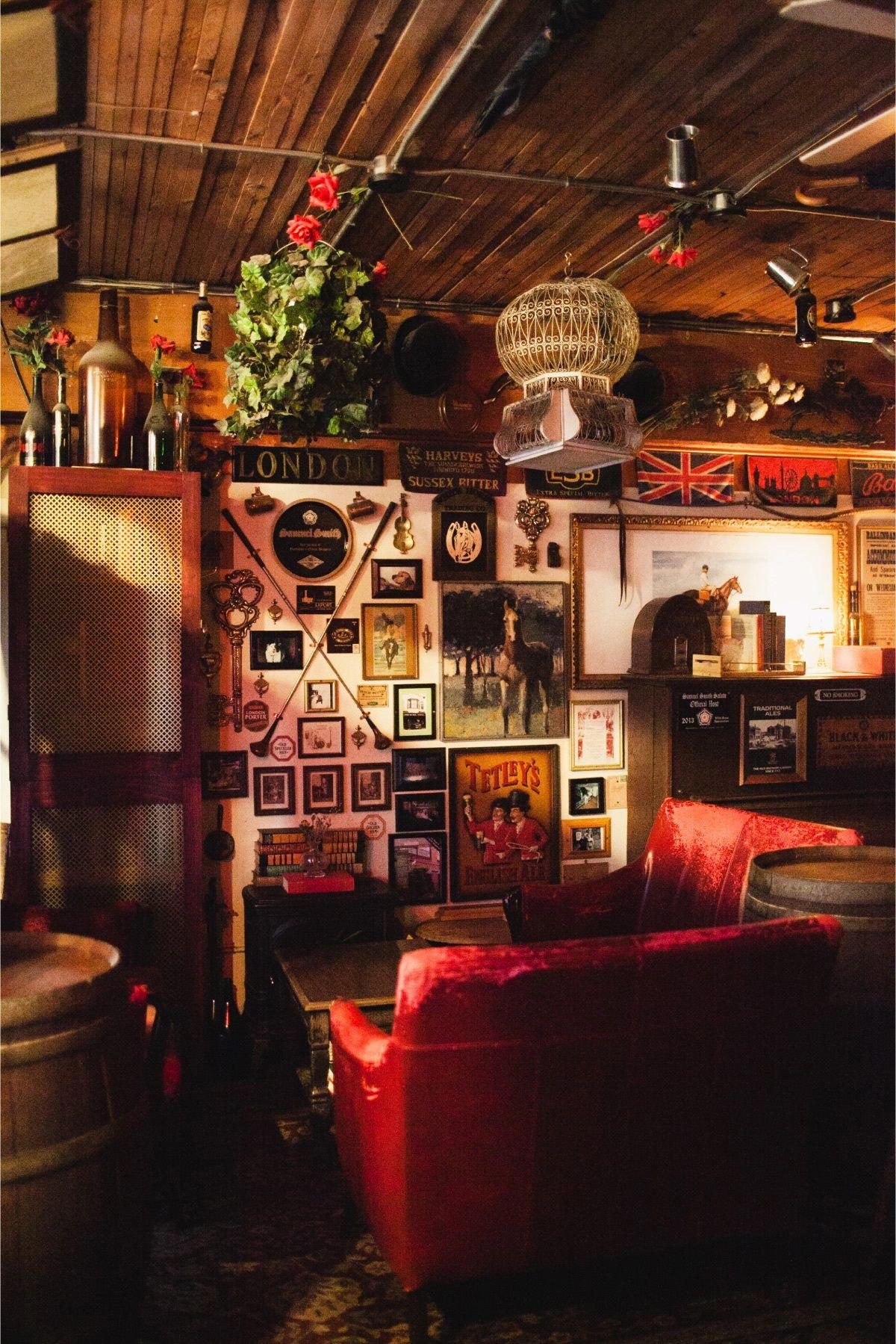 White Horse Tavern bar in Seattle, United States