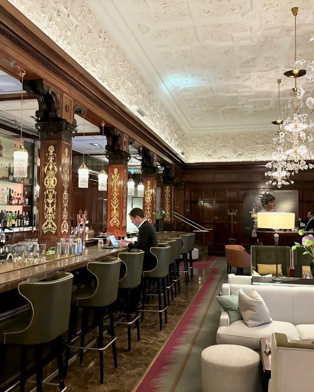 Cadier Bar